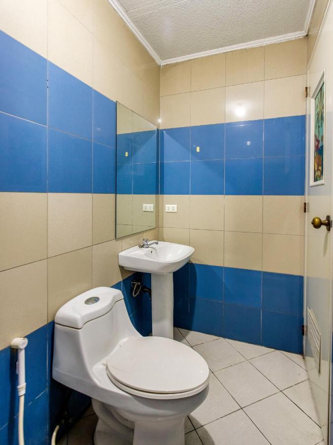 Oyo 831 Casa Maria Hotell Manila Eksteriør bilde