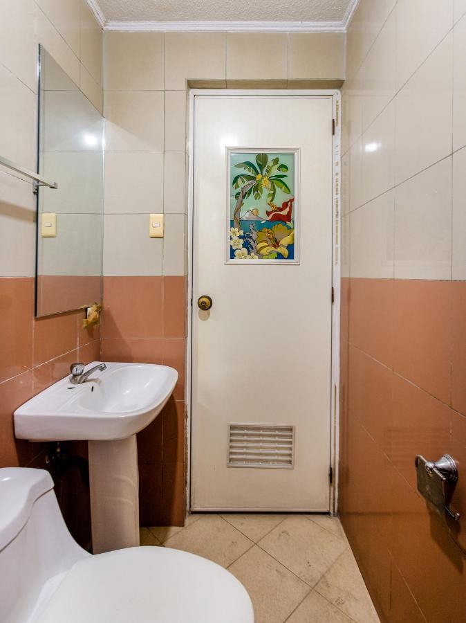 Oyo 831 Casa Maria Hotell Manila Eksteriør bilde